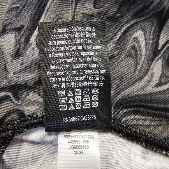 PINK VICTORIA'S SECRET 6" SOFT ULTIMATE HIGH WAIST BIKER SHORTS BLACK MARBLE - Picture 8 of 8